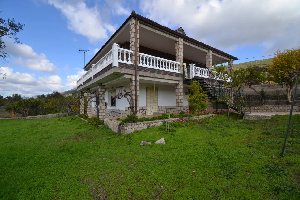 VENTA DE CHALET INDEPENDIENTE.webp